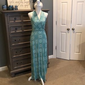 Le Lis Med green/cream Floor Length Dress